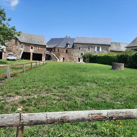 Les Gites De La Bouldoire Le Marronnier Rignac  Екстер'єр фото